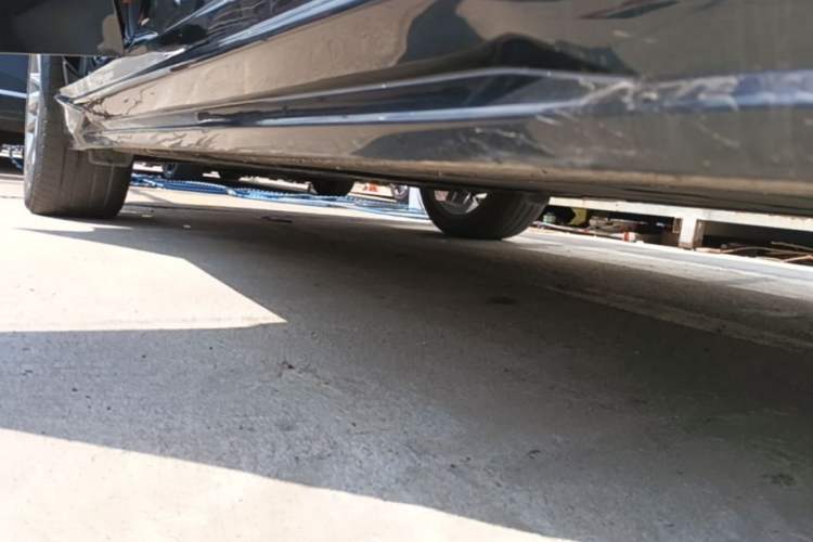 Used Leapmotor C16 2024 Range-Extended 200 Luxury Edition Right Side Sill