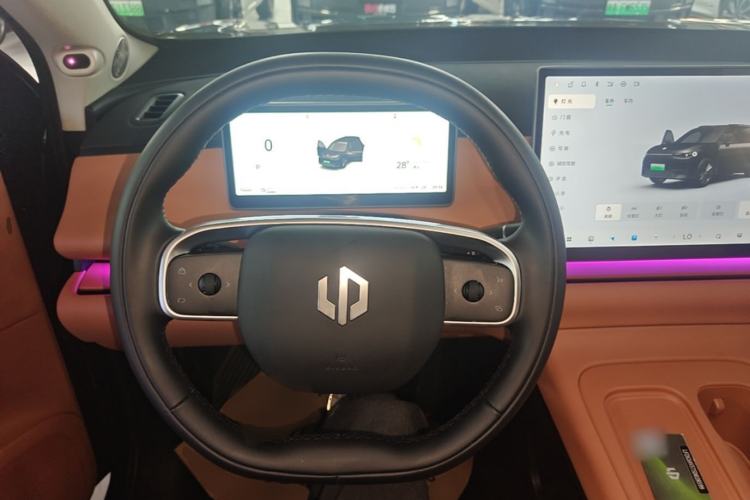 Used Leapmotor C16 2024 All-Electric 580 Luxury Edition Steering Wheel