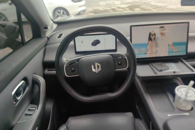Used Leapmotor C16 2024 Range-Extended 200 Luxury Edition Steering Wheel