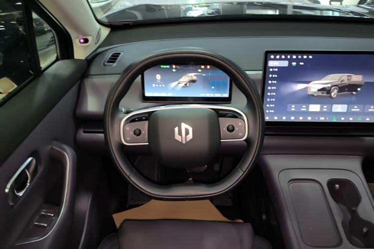 Used Leapmotor C16 2024 Range-Extended 200 Luxury Edition Steering Wheel