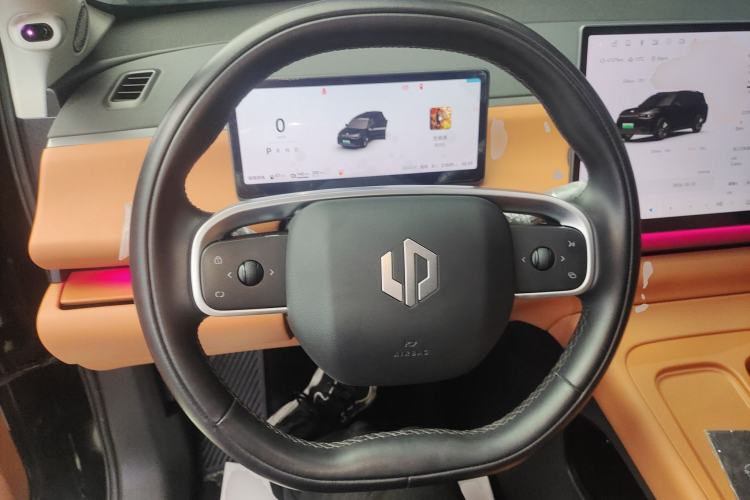 Used Leapmotor C16 2024 Range-Extended 200 Luxury Edition Steering Wheel