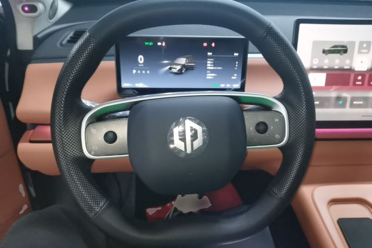 Used Leapmotor C16 2024 Pure Electric 520 Deluxe Edition Steering Wheel