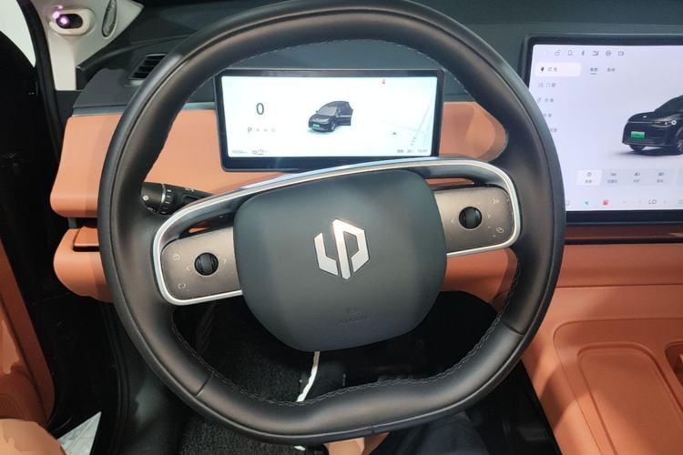 Used Leapmotor C16 2024 All-Electric 520 LiDAR Edition Steering Wheel