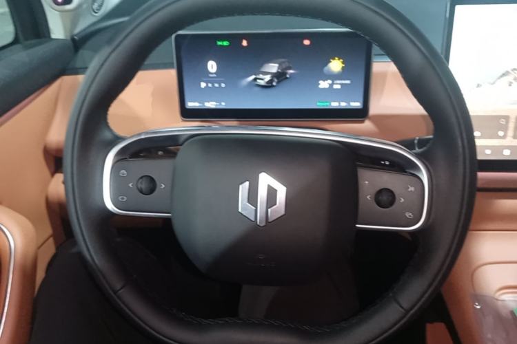 Used Leapmotor C16 2024 All-Electric 580 Luxury Edition Steering Wheel