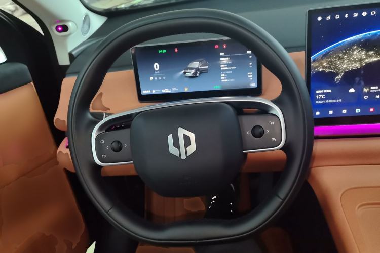 Used Leapmotor C16 2024 Range-Extended 200 Luxury Edition Steering Wheel