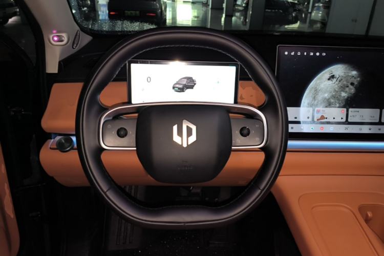 Used Leapmotor C16 2024 Range-Extended 200 Luxury Edition Steering Wheel