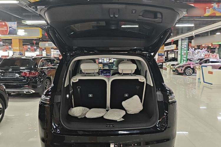 Used Leapmotor C16 2024 Range-Extended 200 Luxury Edition Trunk