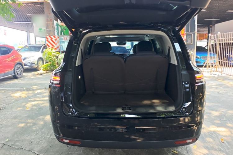Used Leapmotor C16 2024 Range-Extended 200 Luxury Edition Trunk