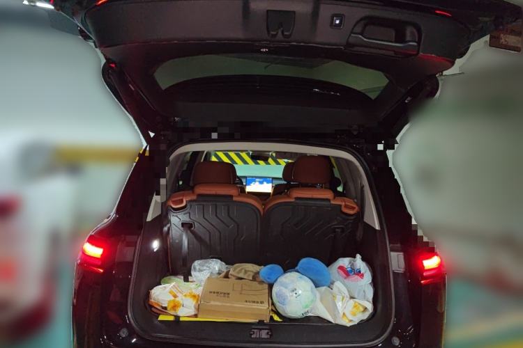 Used Leapmotor C16 2024 Range-Extended 200 Luxury Edition Trunk