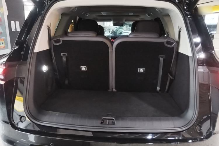 Used Leapmotor C16 2024 Pure Electric 520 Deluxe Edition Trunk