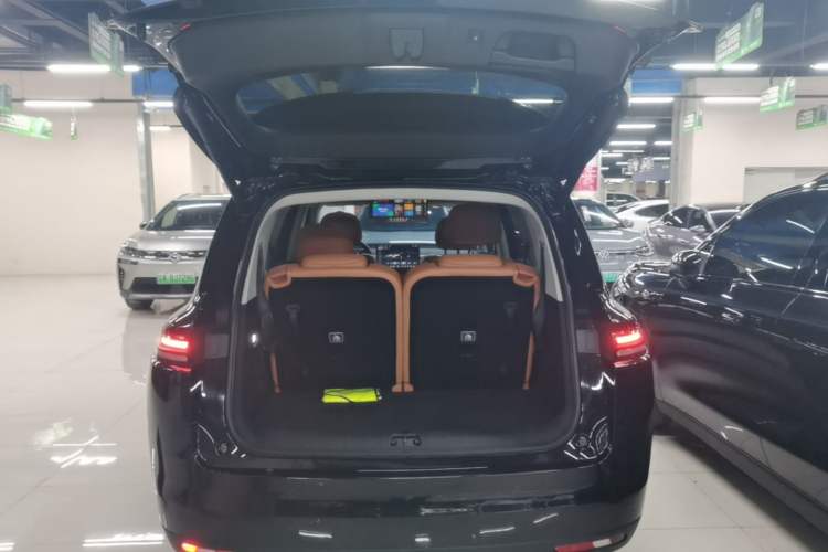 Used Leapmotor C16 2024 Pure Electric 520 Deluxe Edition Trunk