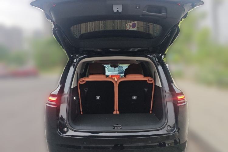 Used Leapmotor C16 2024 Range-Extended 200 Luxury Edition Trunk