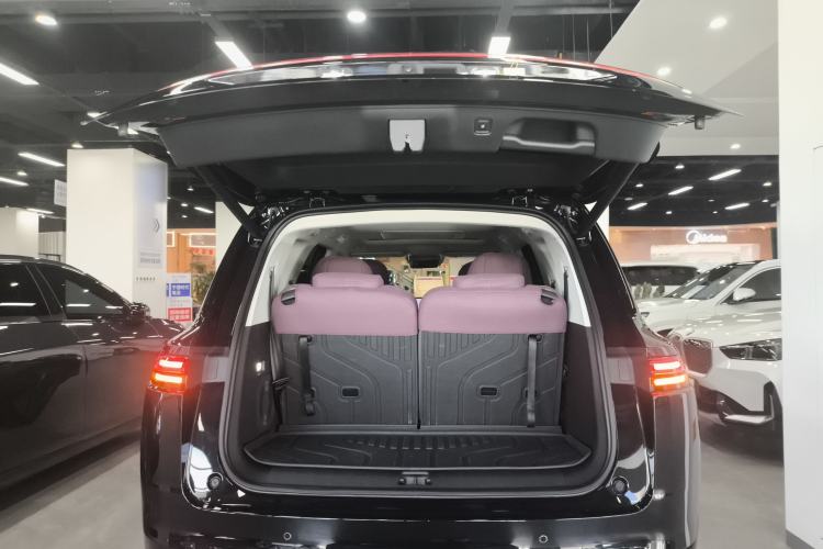 Used Leapmotor C16 2024 Range-Extended 200 Luxury Edition Trunk