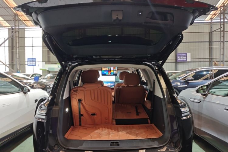 Used Leapmotor C16 2024 Range-Extended 200 Luxury Edition Trunk