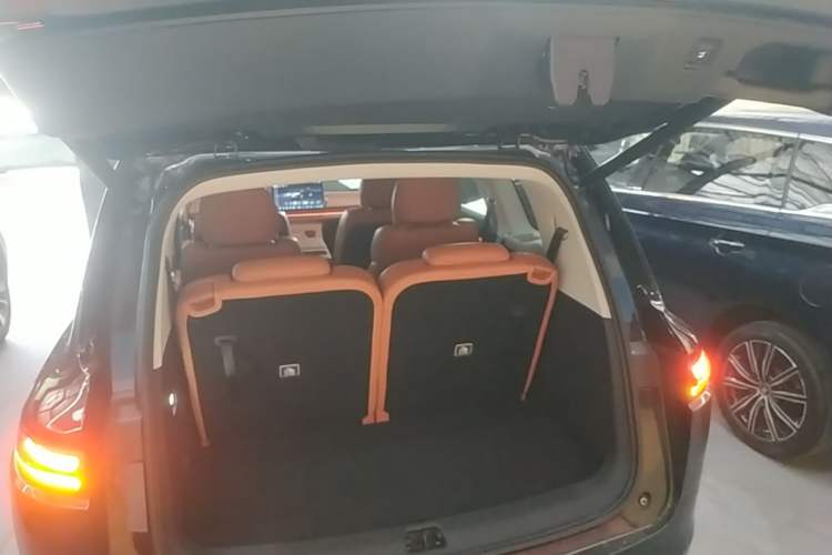 Used Leapmotor C16 2024 Range-Extended 200 Luxury Edition Trunk