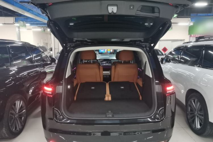 Used Leapmotor C16 2024 Range-Extended 200 Luxury Edition Trunk