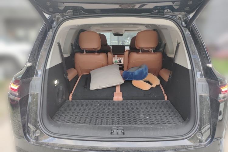 Used Leapmotor C16 2024 All-Electric 580 Luxury Edition Trunk