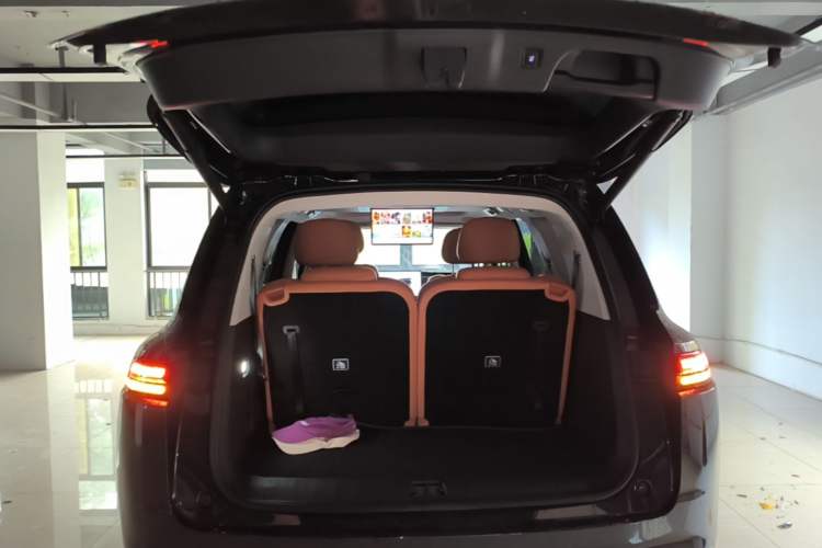 Used Leapmotor C16 2024 Range-Extended 200 Luxury Edition Trunk