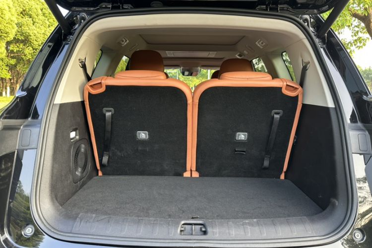 Used Leapmotor C16 2024 Range-Extended 200 Luxury Edition Trunk