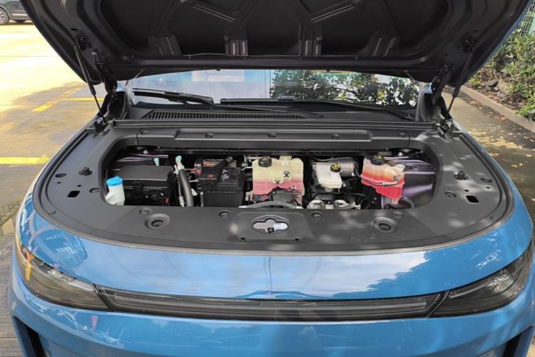 Used Leapmotor C16 2024 All-Electric 520 LiDAR Edition Engine Bay