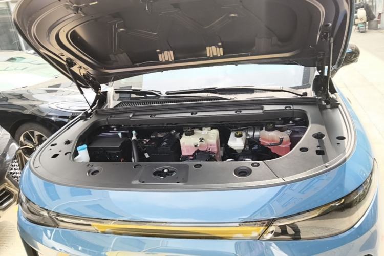 Used Leapmotor C16 2024 All-Electric 520 LiDAR Edition Engine Bay