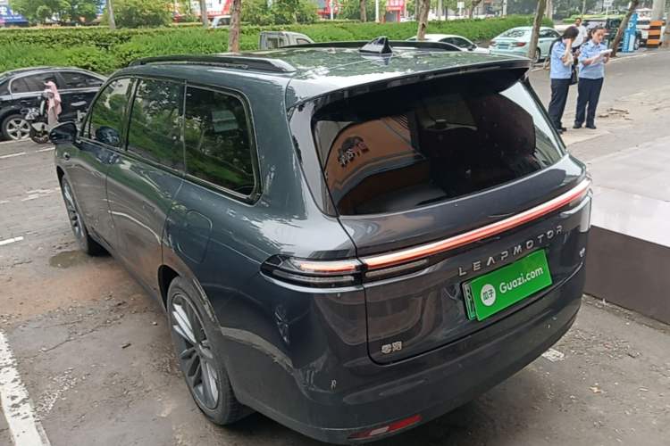Used Leapmotor C16 2024 Range-Extended 200 Luxury Edition Rear Left 45 Deg