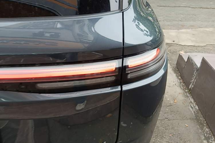 Used Leapmotor C16 2024 Range-Extended 200 Luxury Edition Right Rear Taillight