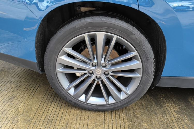 Used Leapmotor C16 2024 All-Electric 520 LiDAR Edition Right Rear Wheel Hub