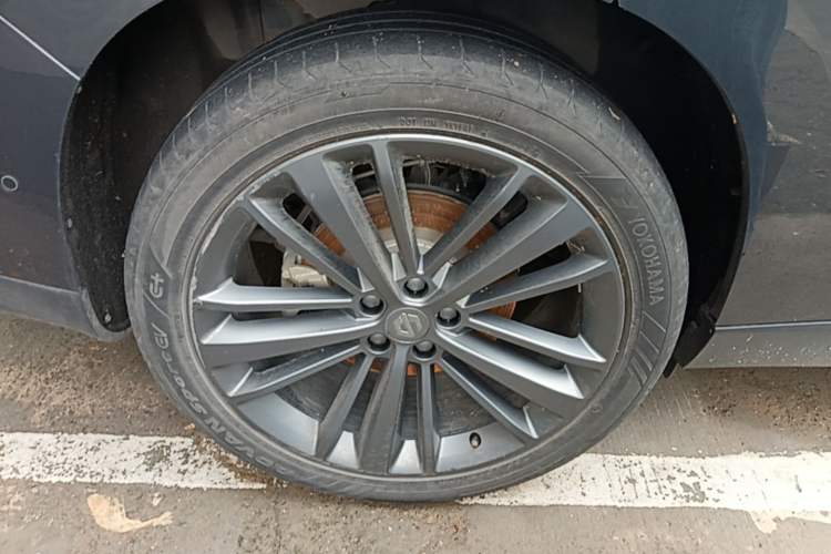 Used Leapmotor C16 2024 Range-Extended 200 Luxury Edition Right Rear Wheel Hub