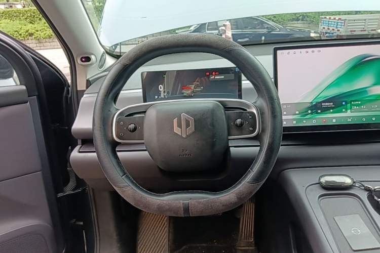 Used Leapmotor C16 2024 Range-Extended 200 Luxury Edition Steering Wheel