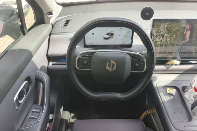 Used Leapmotor C16 2024 Pure Electric 520 Deluxe Edition Steering Wheel
