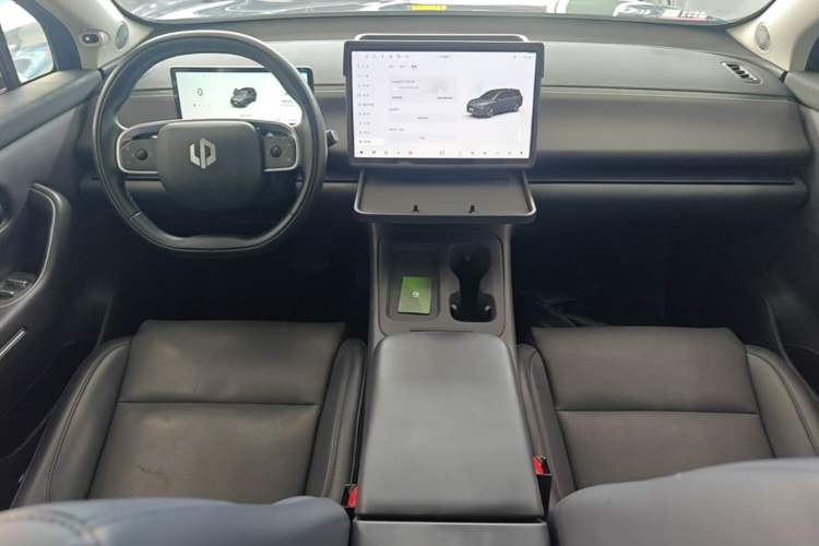 Used Leapmotor C16 2024 Range-Extended 200 Luxury Edition Center Console