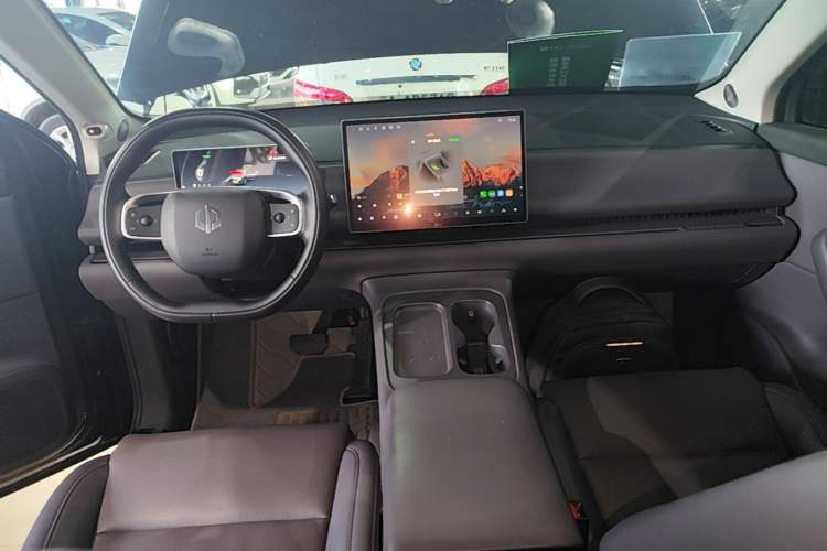Used Leapmotor C16 2024 Range-Extended 200 LiDAR Edition Center Console