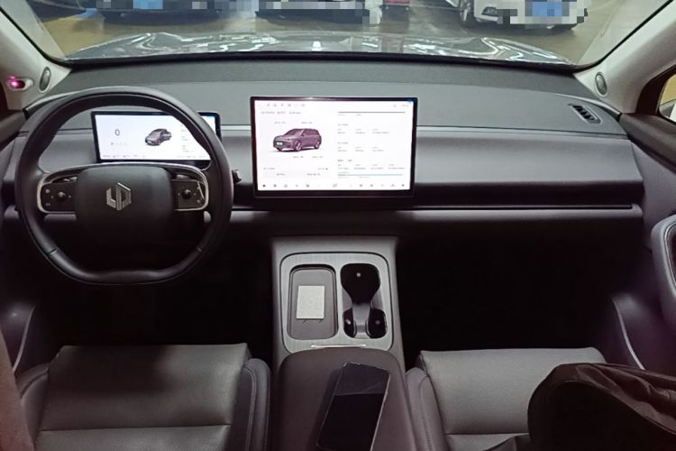 Used Leapmotor C16 2024 Range-Extended 200 LiDAR Edition Center Console