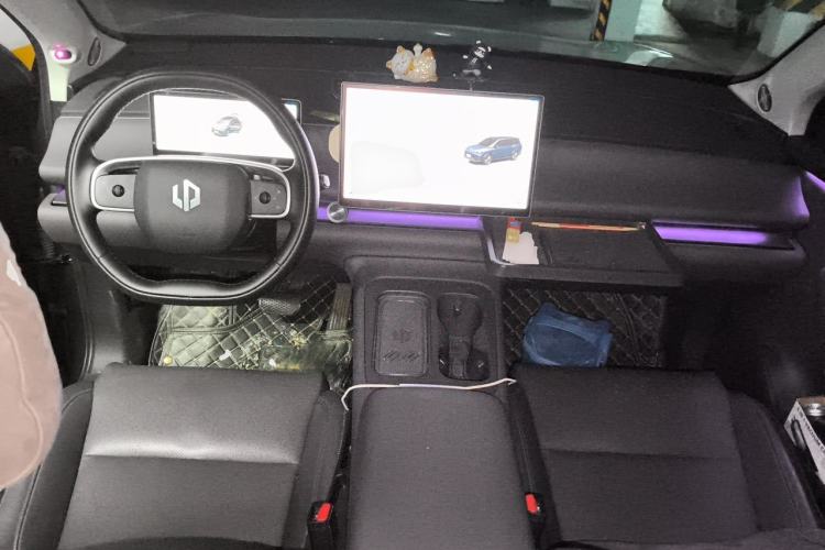 Used Leapmotor C16 2024 All-Electric 520 LiDAR Edition Center Console