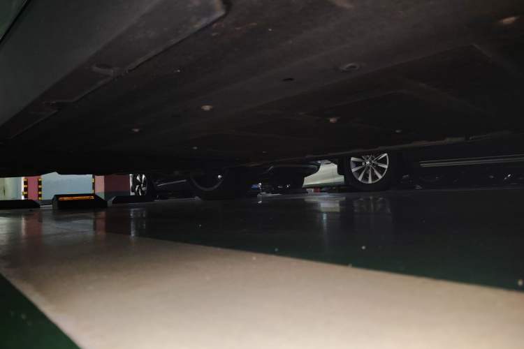 Used Leapmotor C16 2024 Range-Extended 200 Luxury Edition Chassis Front Right