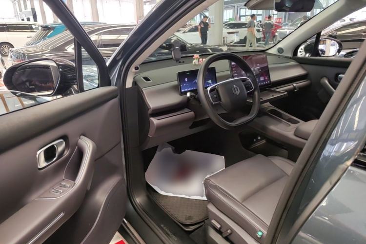 Used Leapmotor C16 2024 Range-Extended 200 Luxury Edition Driver Seat