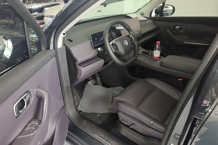 Used Leapmotor C16 2024 Range-Extended 200 Luxury Edition Driver Seat