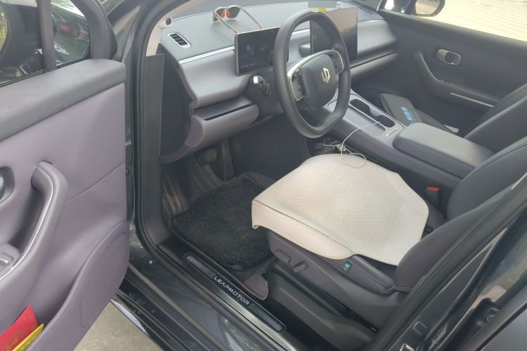 Used Leapmotor C16 2024 Range-Extended 200 Luxury Edition Driver Seat