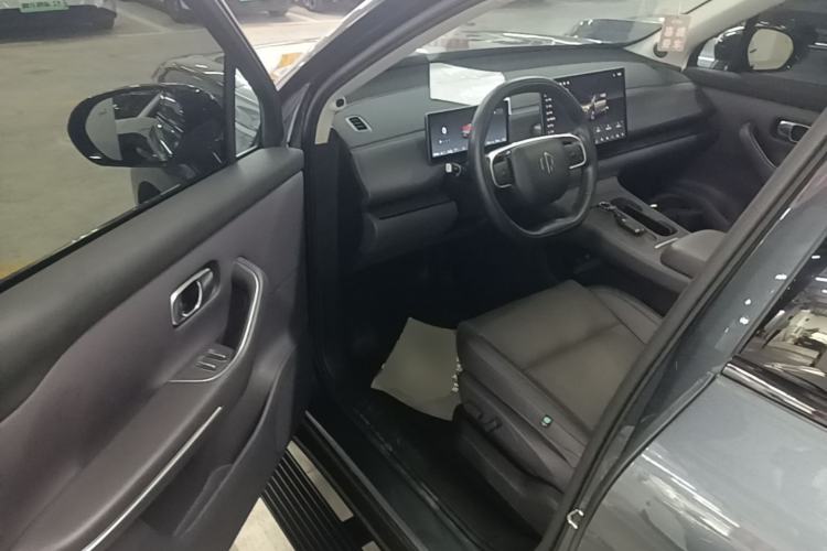 Used Leapmotor C16 2024 Range-Extended 200 Luxury Edition Driver Seat