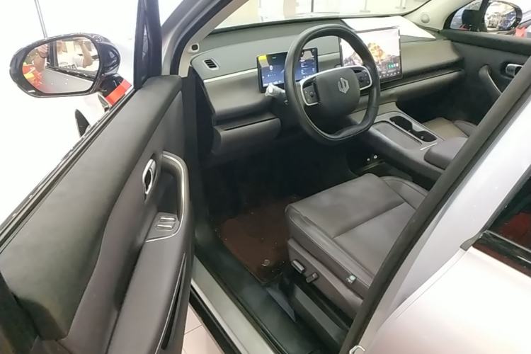 Used Leapmotor C16 2024 Range-Extended 200 Luxury Edition Driver Seat