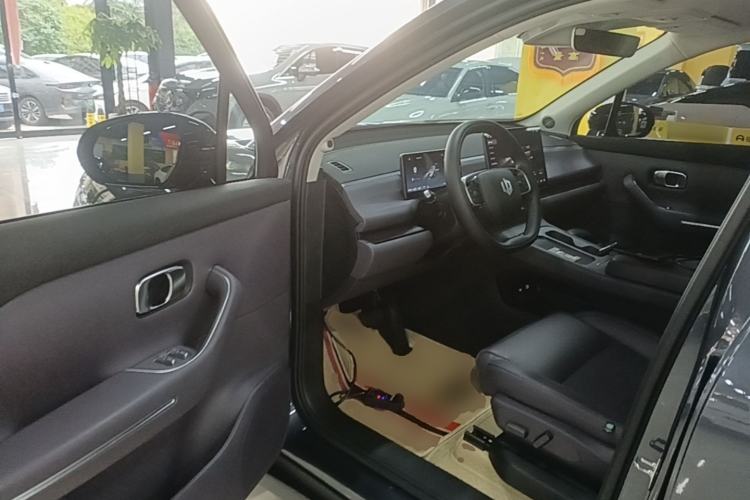 Used Leapmotor C16 2024 Range-Extended 200 Luxury Edition Driver Seat