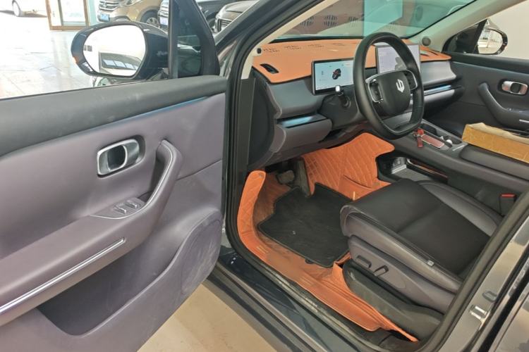 Used Leapmotor C16 2024 Range-Extended 200 Luxury Edition Driver Seat