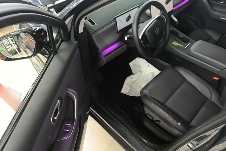 Used Leapmotor C16 2024 Range-Extended 200 Luxury Edition Driver Seat