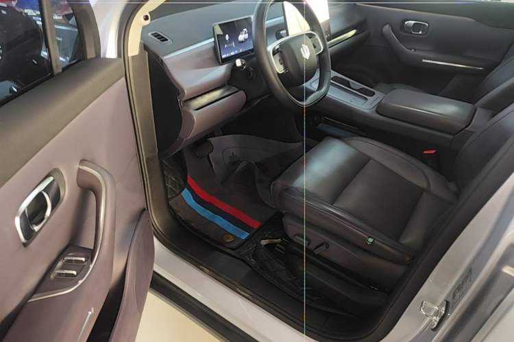 Used Leapmotor C16 2024 Range-Extended 200 Luxury Edition Driver Seat