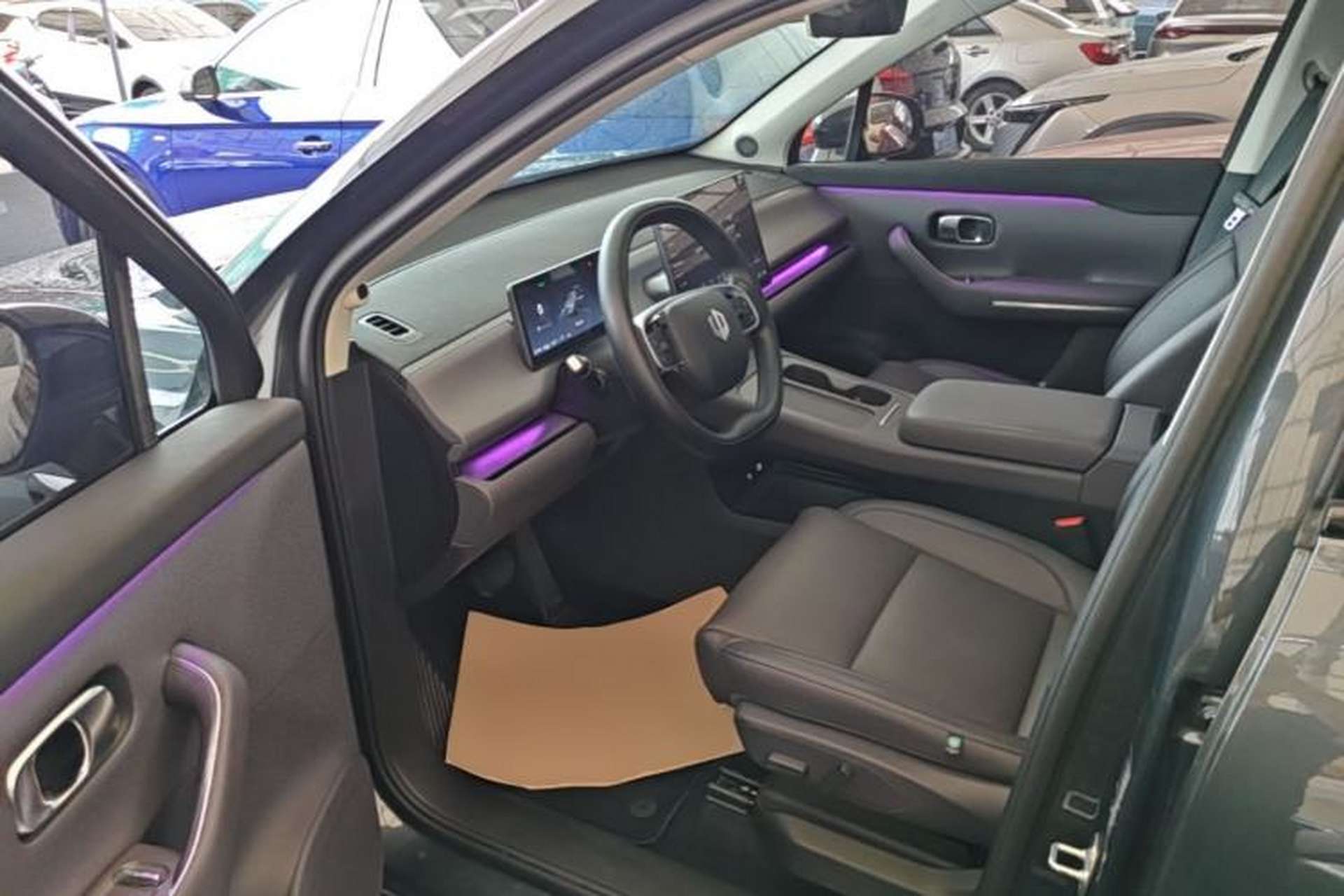 Used Leapmotor C16 2024 Range-Extended 200 Luxury Edition Driver Seat