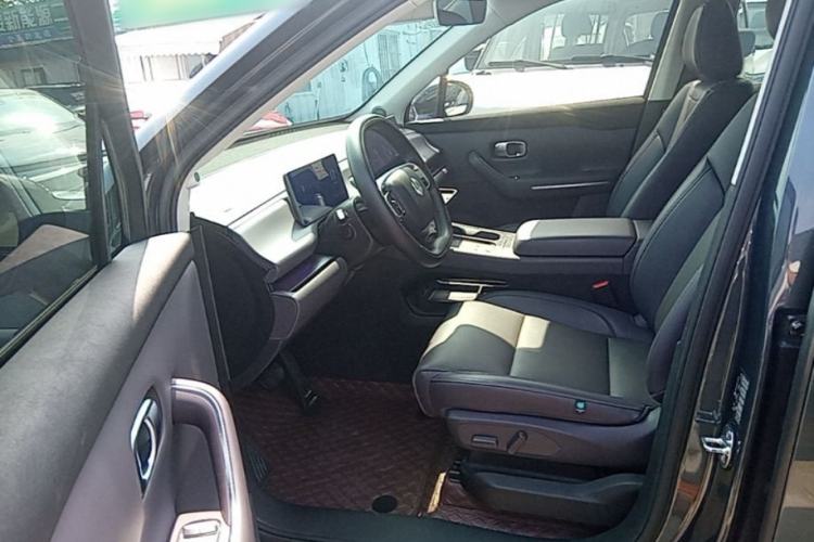 Used Leapmotor C16 2024 Range-Extended 200 Luxury Edition Driver Seat