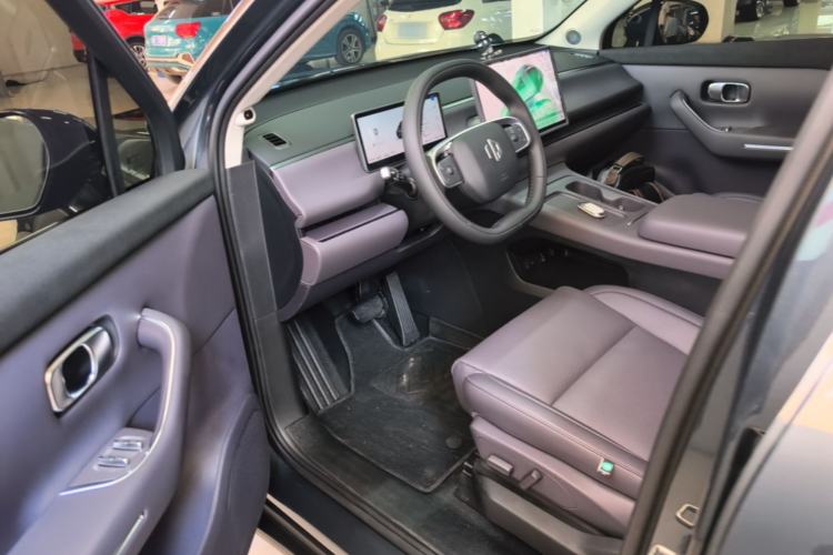 Used Leapmotor C16 2024 Range-Extended 200 Luxury Edition Driver Seat