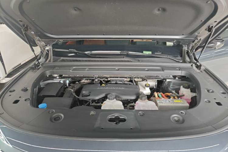 Used Leapmotor C16 2024 Range-Extended 200 Luxury Edition Engine Bay