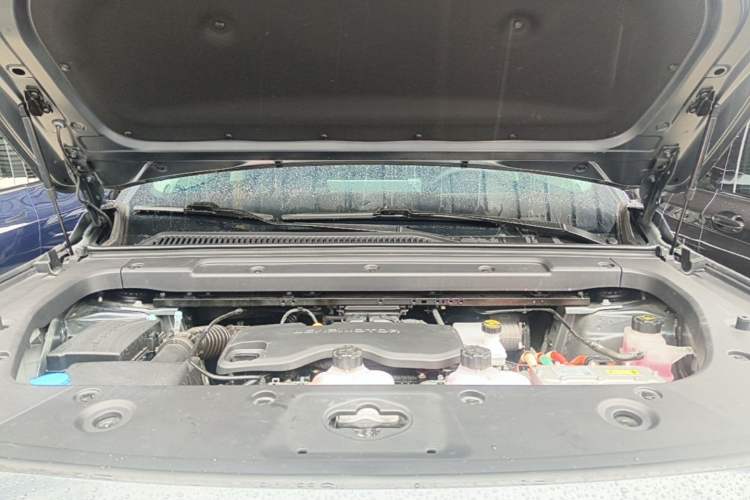 Used Leapmotor C16 2024 Range-Extended 200 Luxury Edition Engine Bay